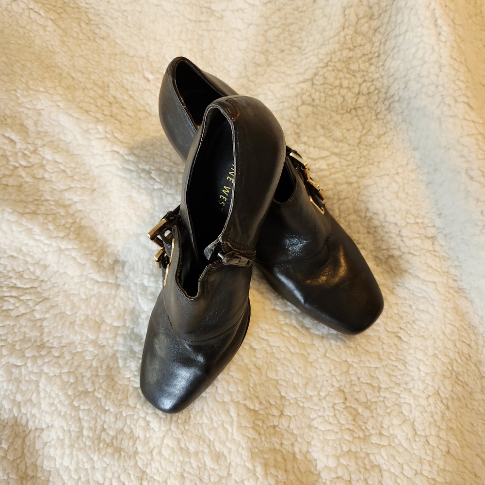Nine West leather Heel sz 7.5